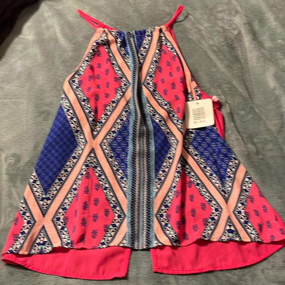NWT MINE top. Size L